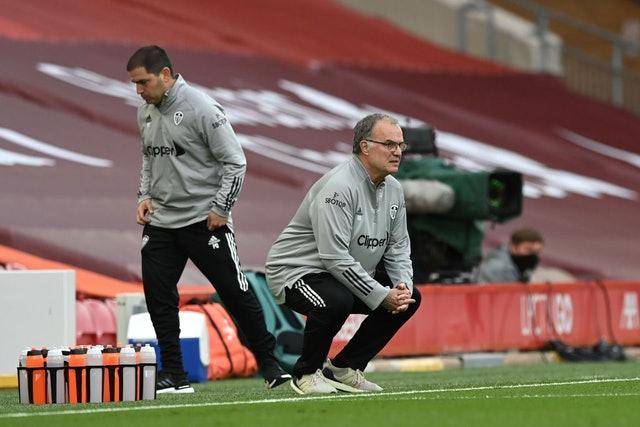 库里超远三分绝杀杜兰特24+10+7 勇士险胜太阳